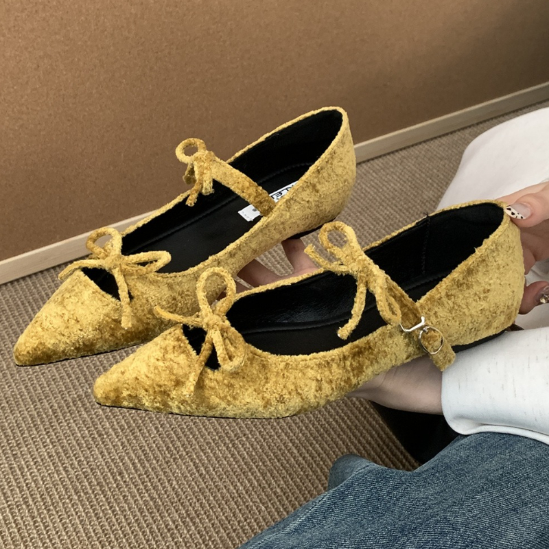Butterfly-Knot Pointed Toe Mar - مراجعة Pointed Toe Flat وسعره