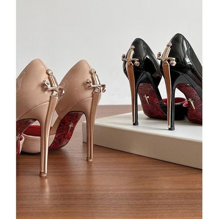 Side Empty Gold Scepter Nude H - مراجعة Patent Leather Pump وسعره