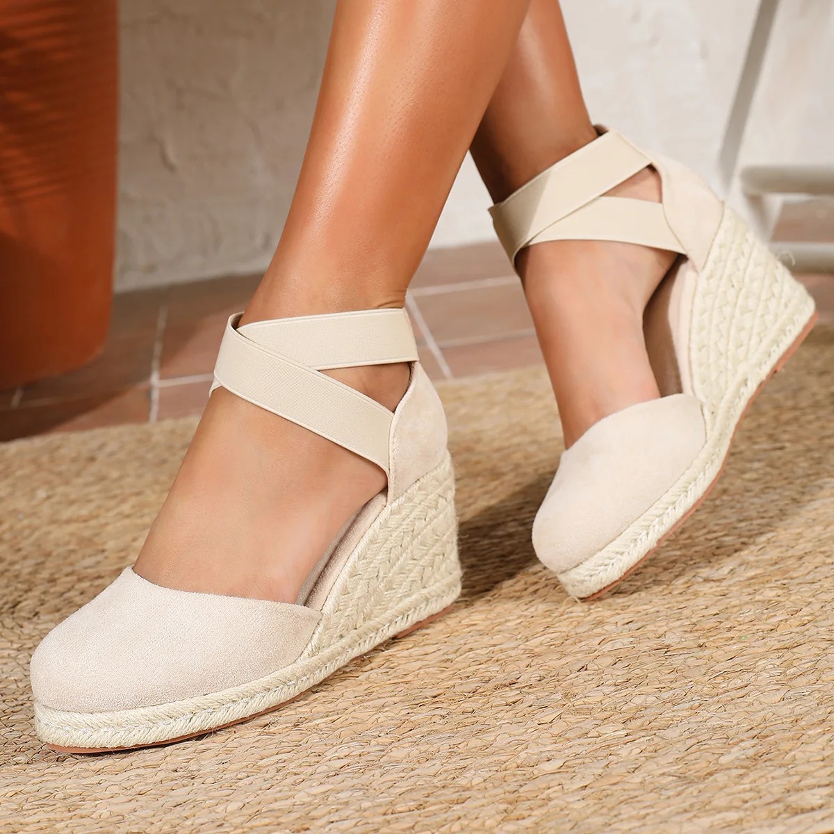 Cover Toe Women's Espadrille W - مراجعة Espadrille Wedge Shoes وسعره