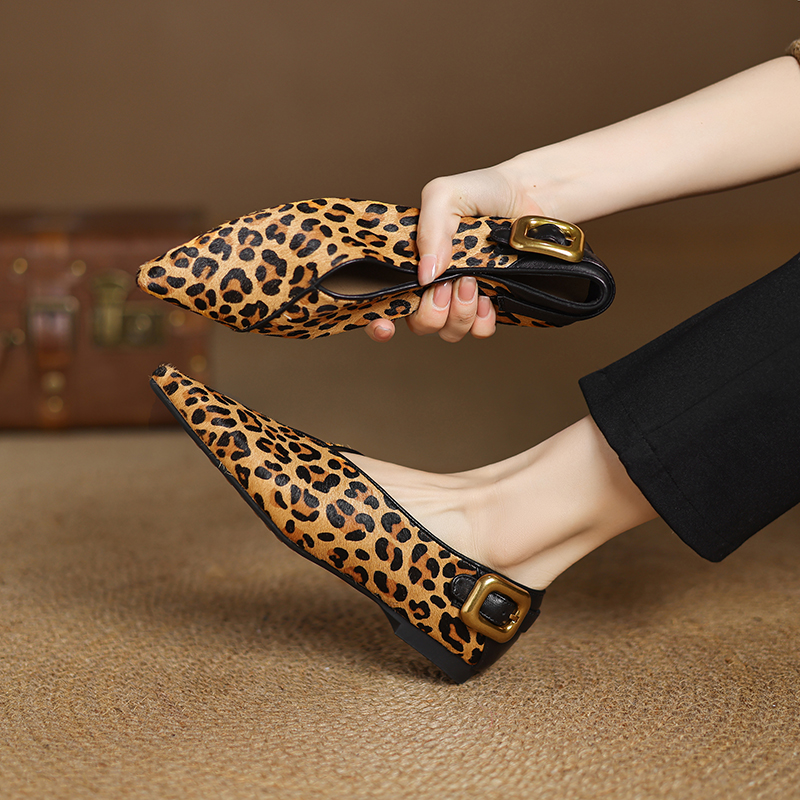 2026 New Spring Trend Genuine  - مراجعة Pointed Toe Flat وسعره