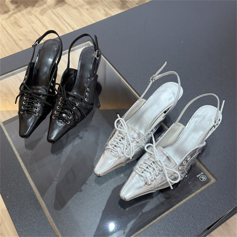 Aneikeh Fashion Silver Patent  - مراجعة Patent Leather Pump وسعره