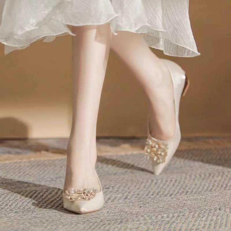 New Fashion Stunning Pointed T - مراجعة Pointed Toe Flat وسعره