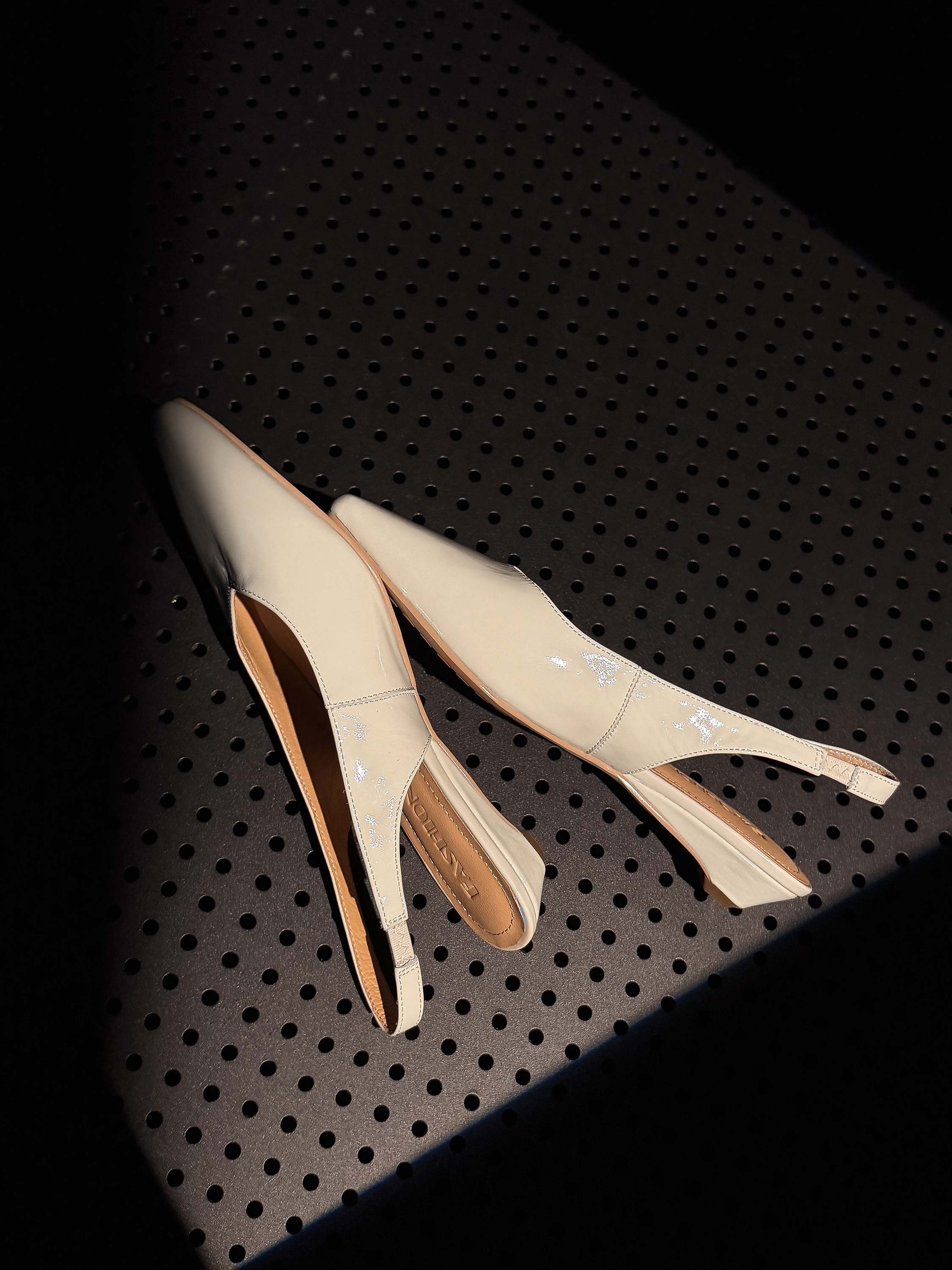 Lenkisen 2026cow Leather Sling - مراجعة Women Shoes Branded وسعره