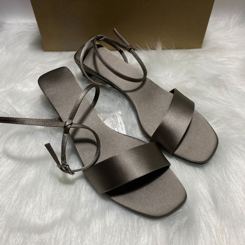 Luxury Satin Ankle Strap Low H - مراجعة Women Shoes Branded وسعره