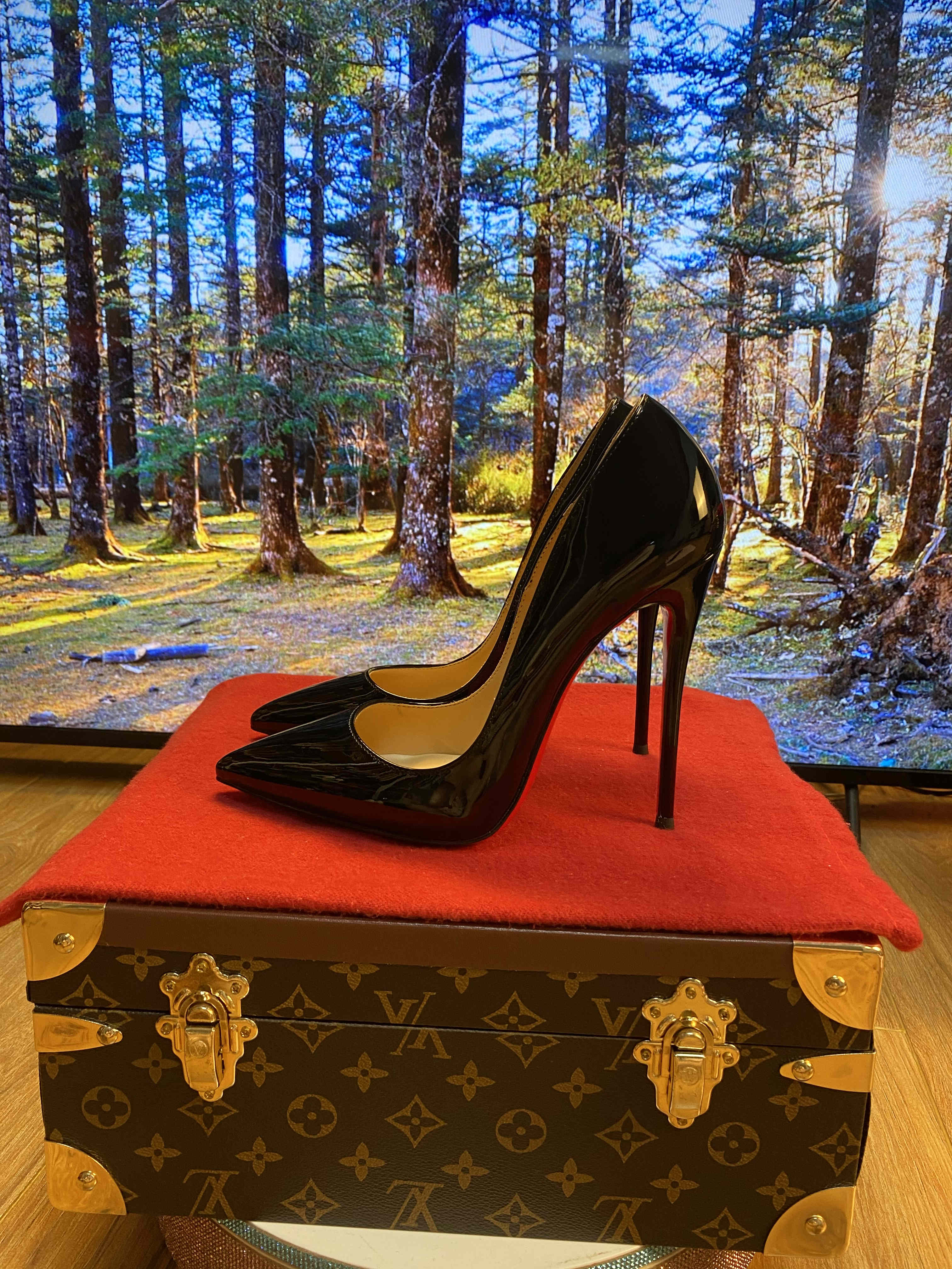 New Shallow Classic Patent Lea - مراجعة Patent Leather Pump وسعره
